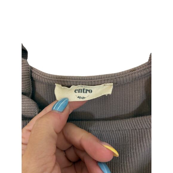 Entro White and Tan Bundle Ribbed Ruffled Tank Sleeveless Bodysuit Casual Basic - Picture 3 of 7